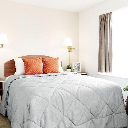 Intown Suites Extended Stay Houston Tx - Iah Airport Eksteriør billede
