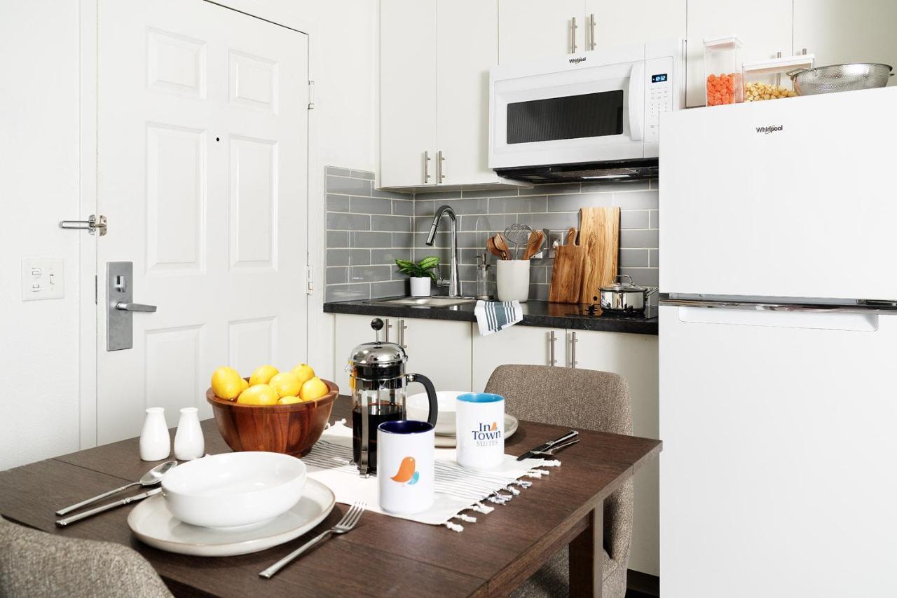 Intown Suites Extended Stay Houston Tx - Iah Airport Eksteriør billede