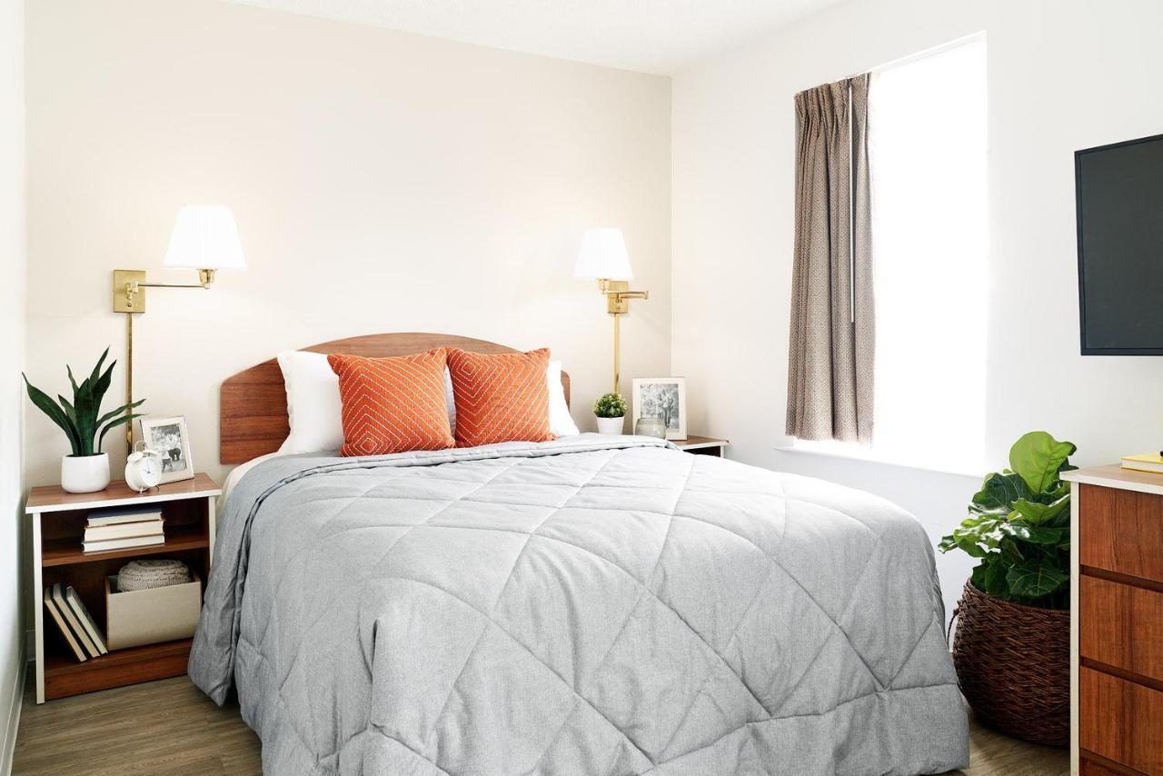 Intown Suites Extended Stay Houston Tx - Iah Airport Eksteriør billede